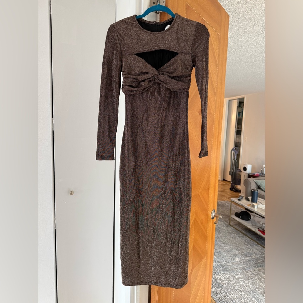 Astr Shimmering Brown/ Gold Long Sleeve Dress